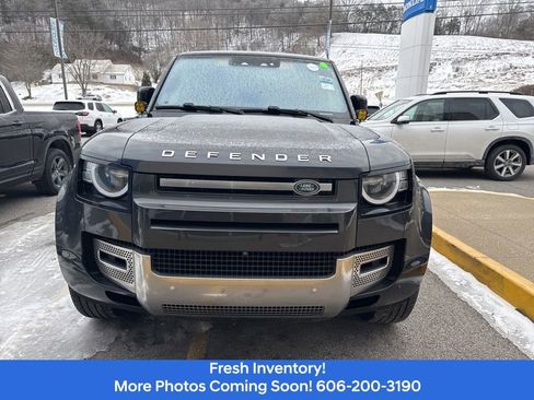 Used 2022 Land Rover Defender 90 S image 2