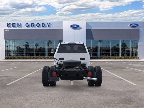 New 2026 Ford F600 4x4 Regular Cab Super Duty w/ XL Chrome Package image 5