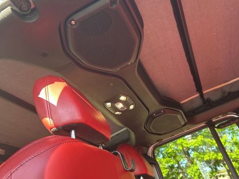 Used 2021 Jeep Wrangler Unlimited Sport AWD/4WD image 29