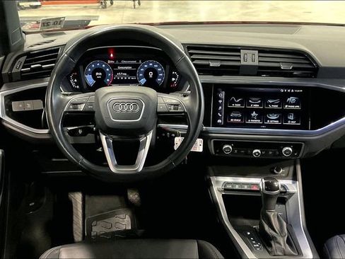 Certified 2023 Audi Q3 2.0T Premium image 5