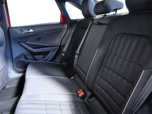 Used 2019 Volkswagen Jetta GLI image 14