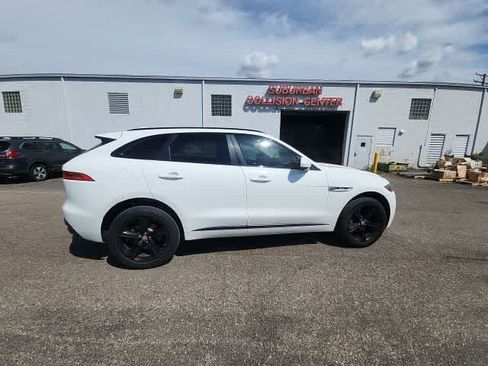 Used 2017 Jaguar F-PACE R-Sport AWD/4WD image 11