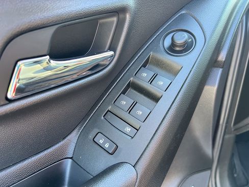 Used 2019 Chevrolet Trax Premier AWD/4WD image 13
