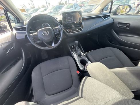 Used 2022 Toyota Corolla LE image 20