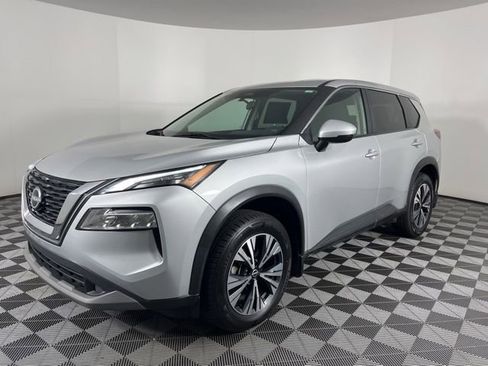 Used 2022 Nissan Rogue SV FWD image 6