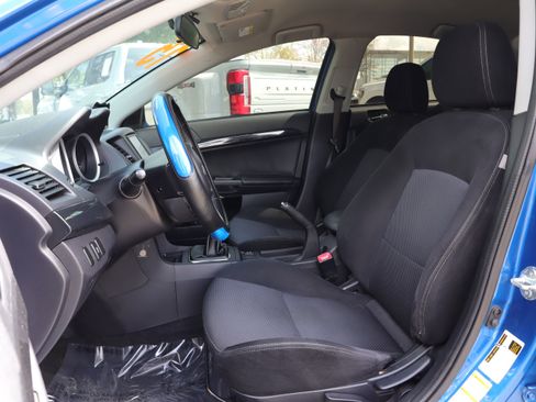 Used 2015 Mitsubishi Lancer Evolution GSR image 8