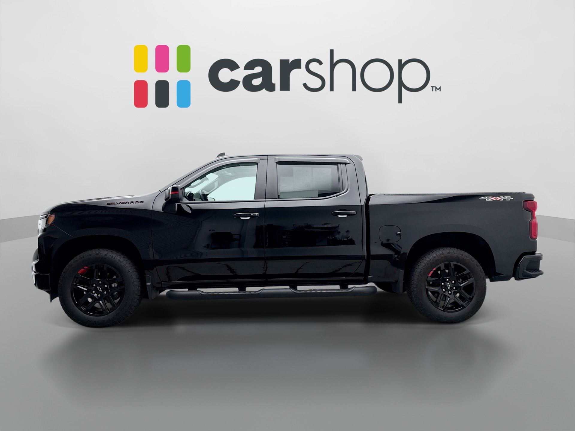 Used 2025 Chevrolet Silverado 1500 RST w/ Redline Edition AWD/4WD image 2
