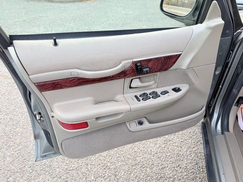 Used 2000 Mercury Grand Marquis LS image 36