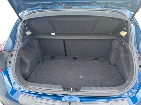 Used 2016 Hyundai Elantra GT w/ Option Group 02 image 9