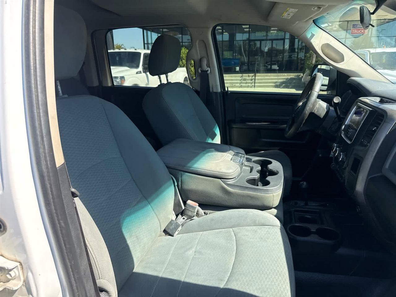 Used 2015 RAM 3500 Tradesman AWD/4WD image 23