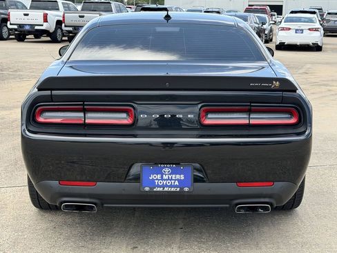 Used 2023 Dodge Challenger R/T Scat Pack RWD image 8