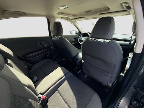 Used 2021 Honda HR-V EX image 28