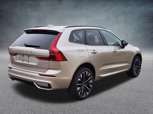 New 2026 Volvo XC60 T8 Ultra w/ Protection Package Premier AWD/4WD image 7