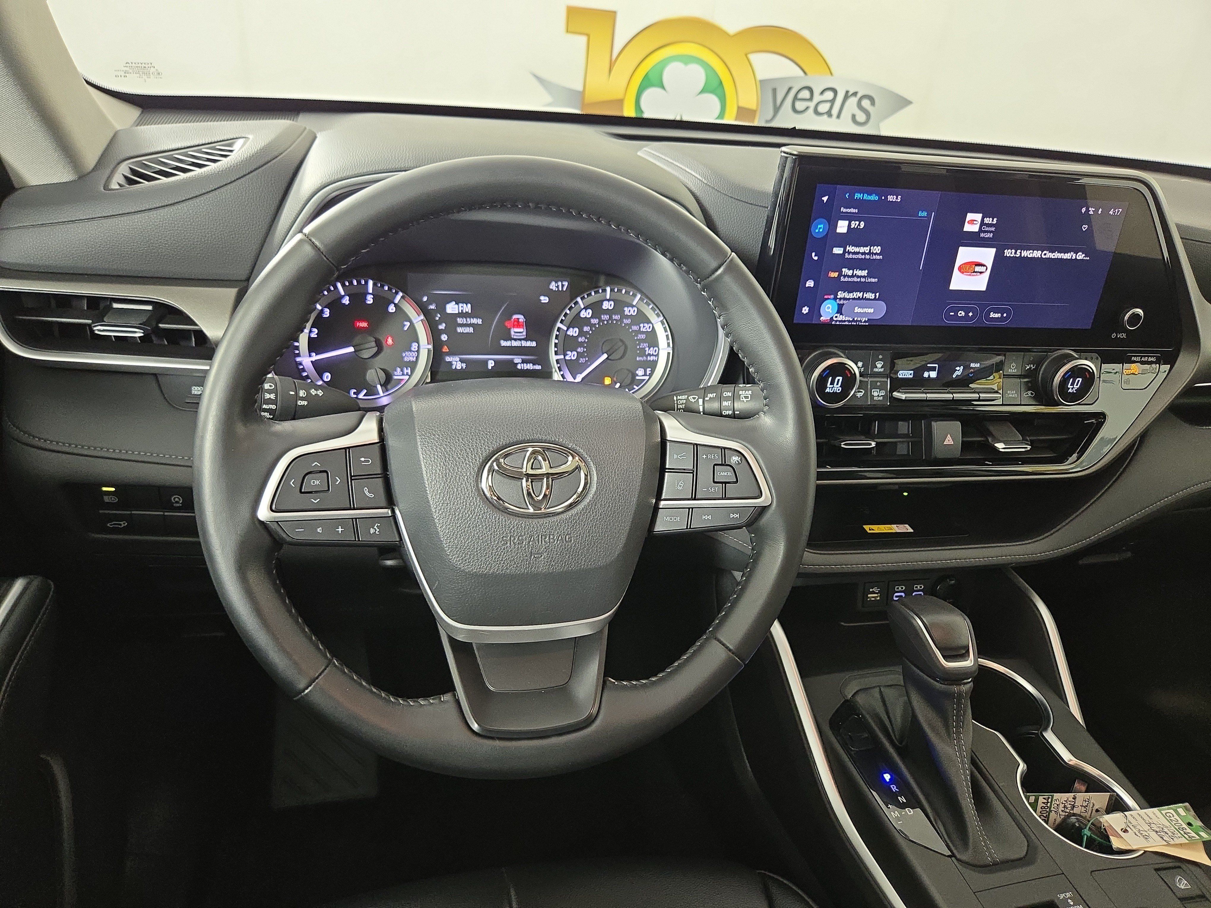 Used 2023 Toyota Highlander XLE AWD/4WD image 15