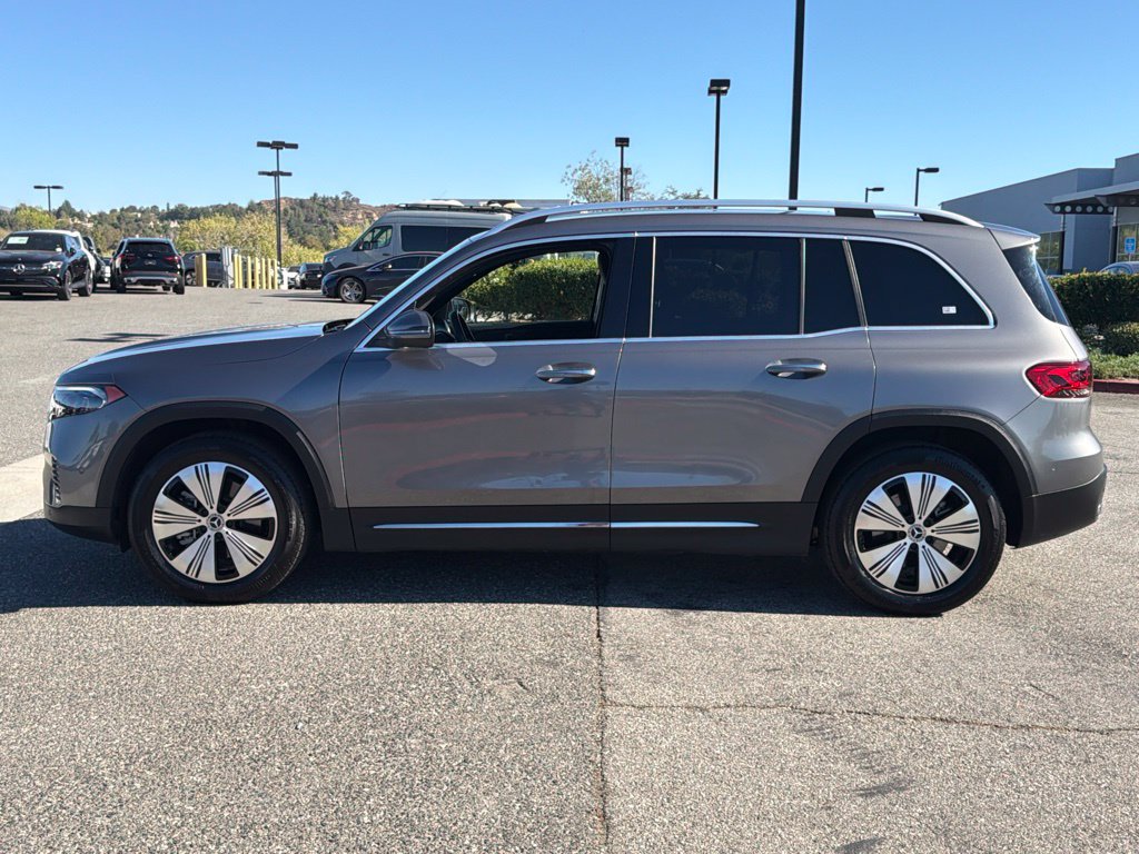 Used 2023 Mercedes-Benz EQB 300 4MATIC image 12