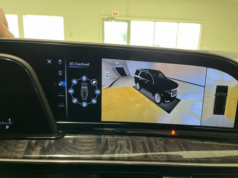 Used 2023 Cadillac Escalade Premium Luxury image 54