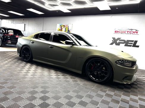 Used 2020 Dodge Charger R/T w/ Plus Group RWD image 2