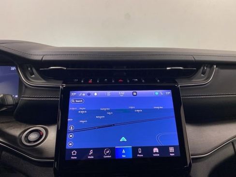 Used 2021 Jeep Grand Cherokee L Overland image 13