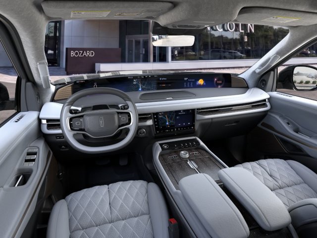 New 2026 Lincoln Navigator L Black Label AWD/4WD image 9