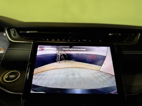 Used 2021 Jeep Grand Cherokee L Overland w/ Luxury Tech Group IV image 21