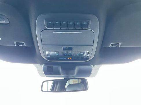 Used 2022 Ford F150 Raptor w/ Equipment Group 801A High AWD/4WD image 25