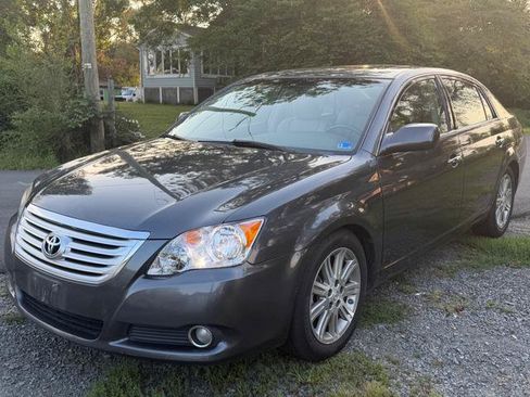 Used 2010 Toyota Avalon Limited FWD image 1