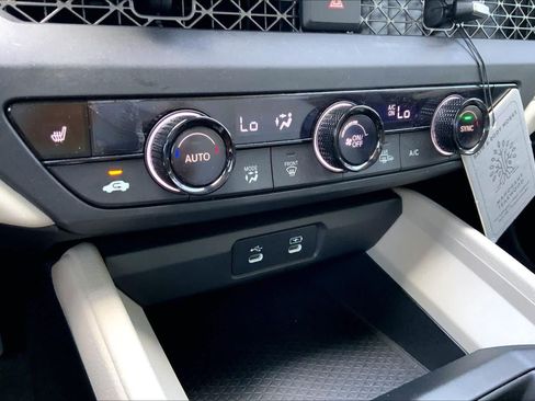 Used 2024 Honda Accord EX image 32