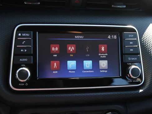 Certified 2025 Nissan Kicks Play S FWD image 19