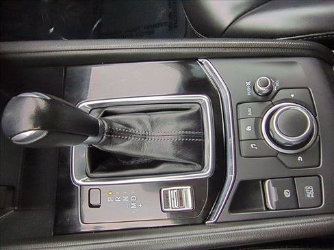 Used 2018 MAZDA CX-5 Touring image 12