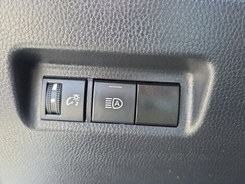 Used 2024 Toyota RAV4 XLE image 28