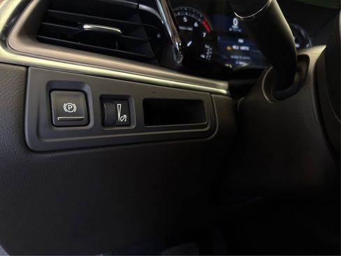 New 2025 Cadillac XT5 Luxury image 20