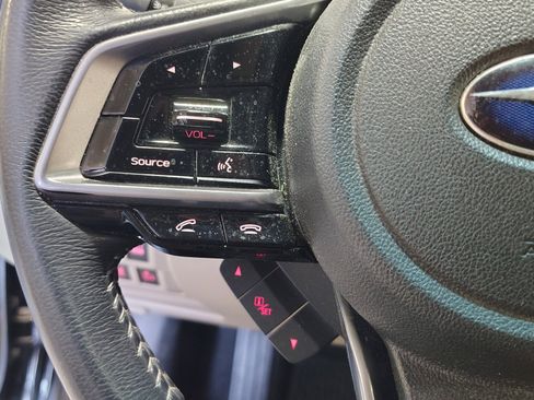 Used 2018 Subaru Outback 2.5i Limited AWD/4WD image 14