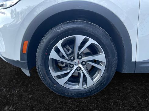 Used 2023 Buick Envision Essence image 15