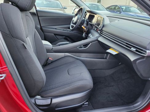 New 2026 Hyundai Elantra SE FWD image 11