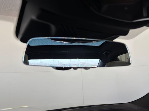 Used 2025 BMW 760i xDrive 760i xDrive w/ Premium Package image 15