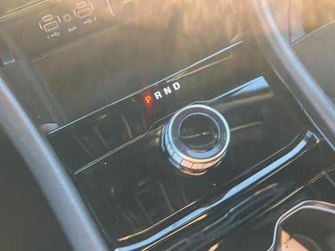 Certified 2022 Jeep Grand Cherokee Altitude image 18