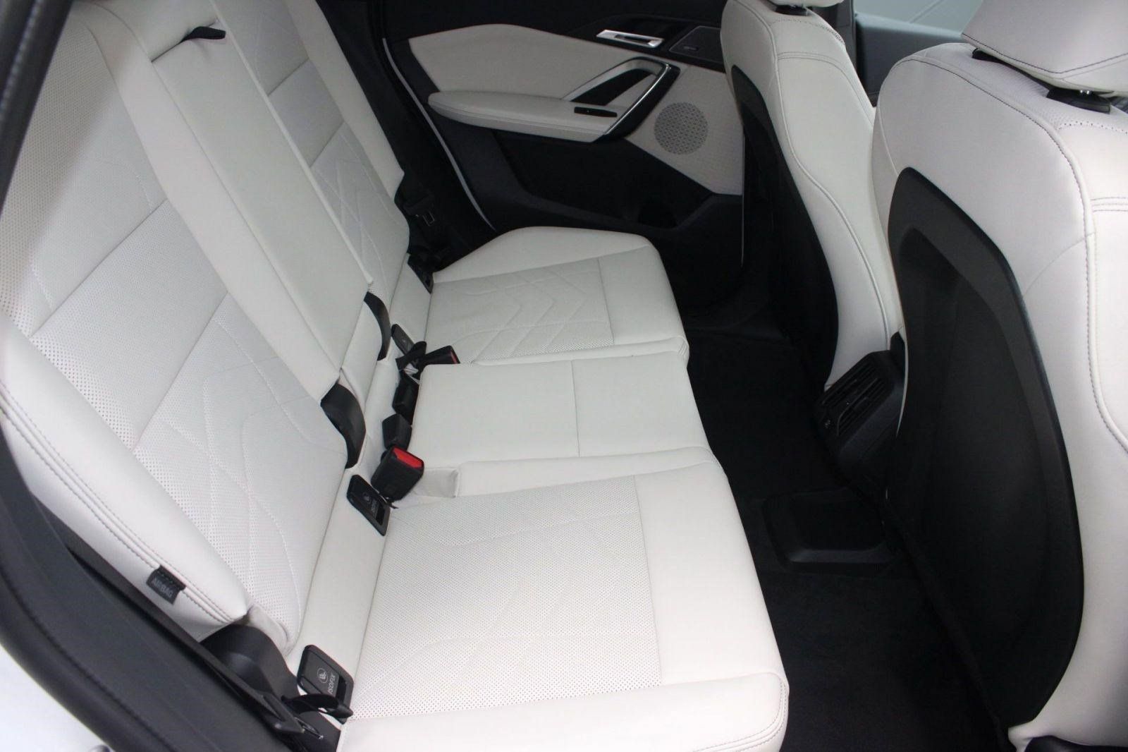 Used 2026 BMW X1 xDrive28i w/ Convenience Package AWD/4WD image 32