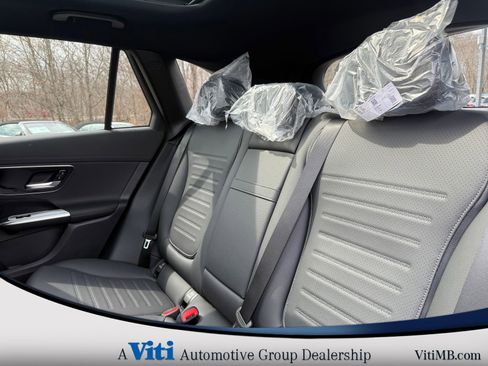 Used 2026 Mercedes-Benz GLC 300 4MATIC image 15