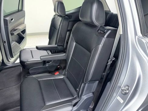 Used 2022 Volkswagen Atlas SE w/ Panoramic Sunroof Package FWD image 27