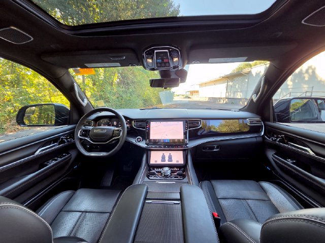 Used 2024 Jeep Grand Wagoneer Series II Obsidian w/ Quick Order Packagew 28T AWD/4WD image 36