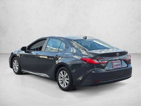 Used 2025 Toyota Camry LE FWD image 7