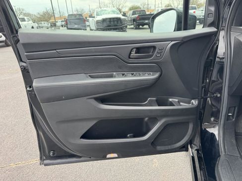 Used 2025 Honda Odyssey Sport-L image 21
