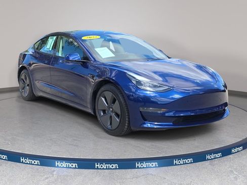 Used 2022 Tesla Model 3 RWD image 4