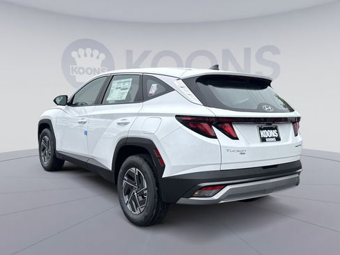 New 2026 Hyundai Tucson Blue SE image 4