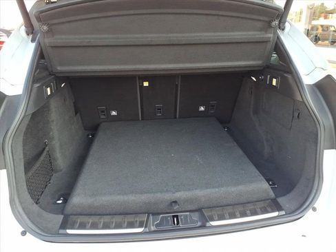 Used 2020 Jaguar F-PACE Prestige image 16