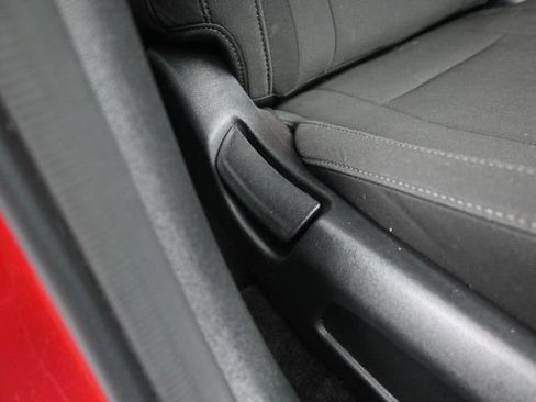 Used 2024 Hyundai Elantra SEL FWD image 37