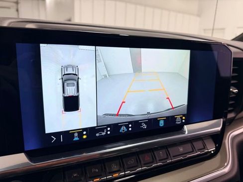 Certified 2022 Chevrolet Silverado 1500 High Country w/ High Country Premium Package image 13