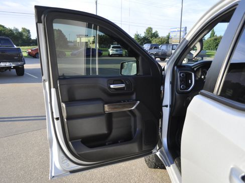 Used 2019 Chevrolet Silverado 1500 LT w/ All-Star Edition image 16