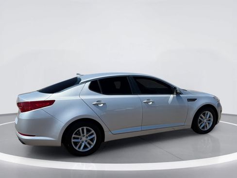 Used 2013 Kia Optima LX FWD image 5