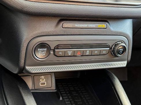 Certified 2025 Ford Bronco Sport Outer Banks w/ Outer Banks Tech Package+ AWD/4WD image 34